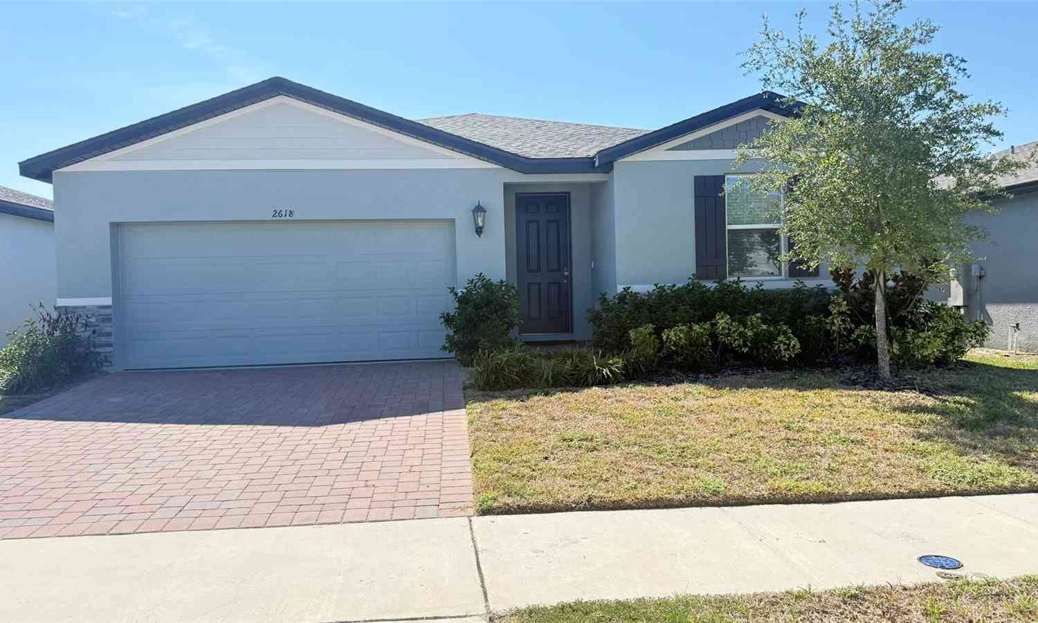 Homes For Sale - 2618 Irish Elk Avenue<br/> DAVENPORT, FL 33837
