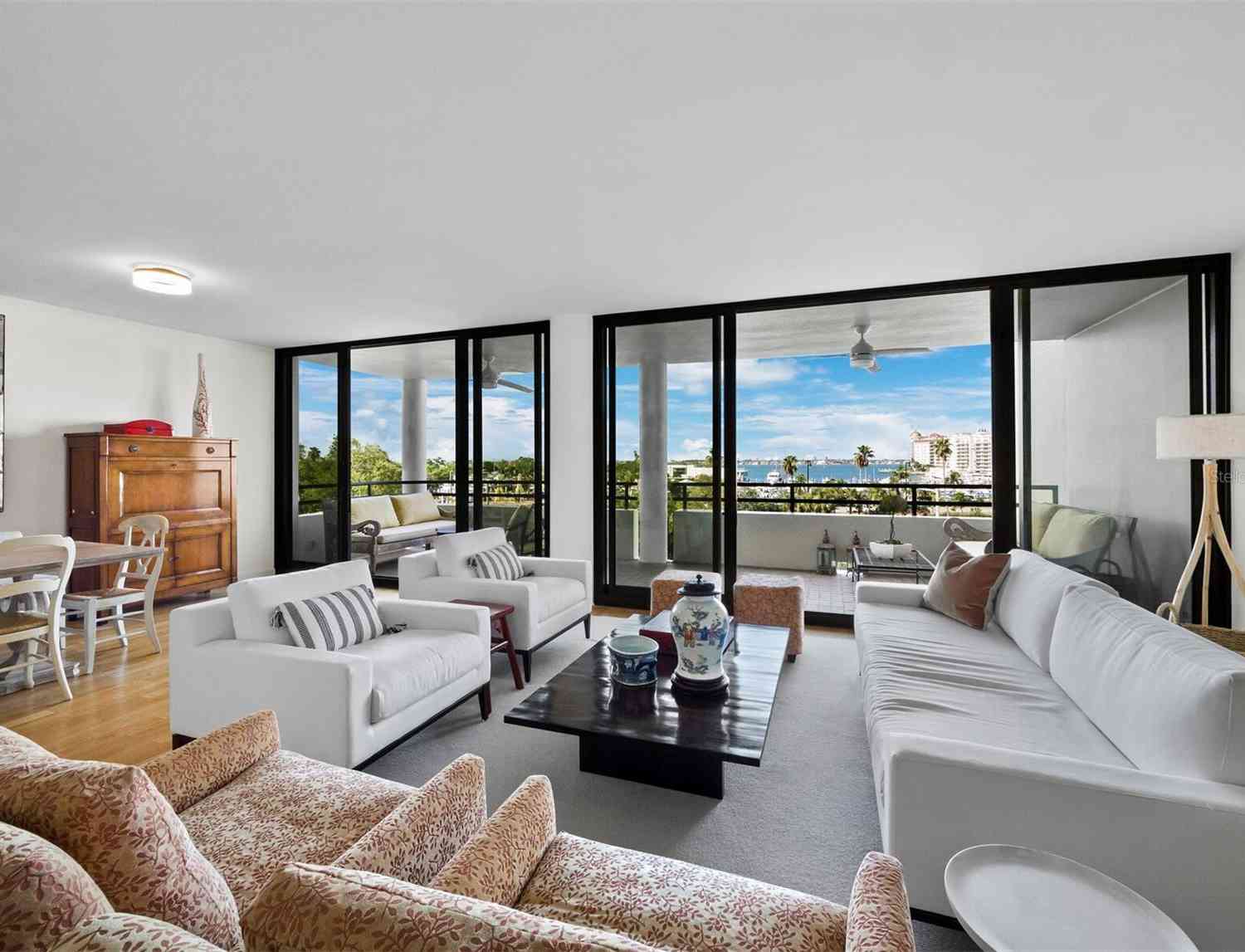 Condo For Sale - 1255 N Gulfstream Avenue #408<br/> SARASOTA, FL 34236