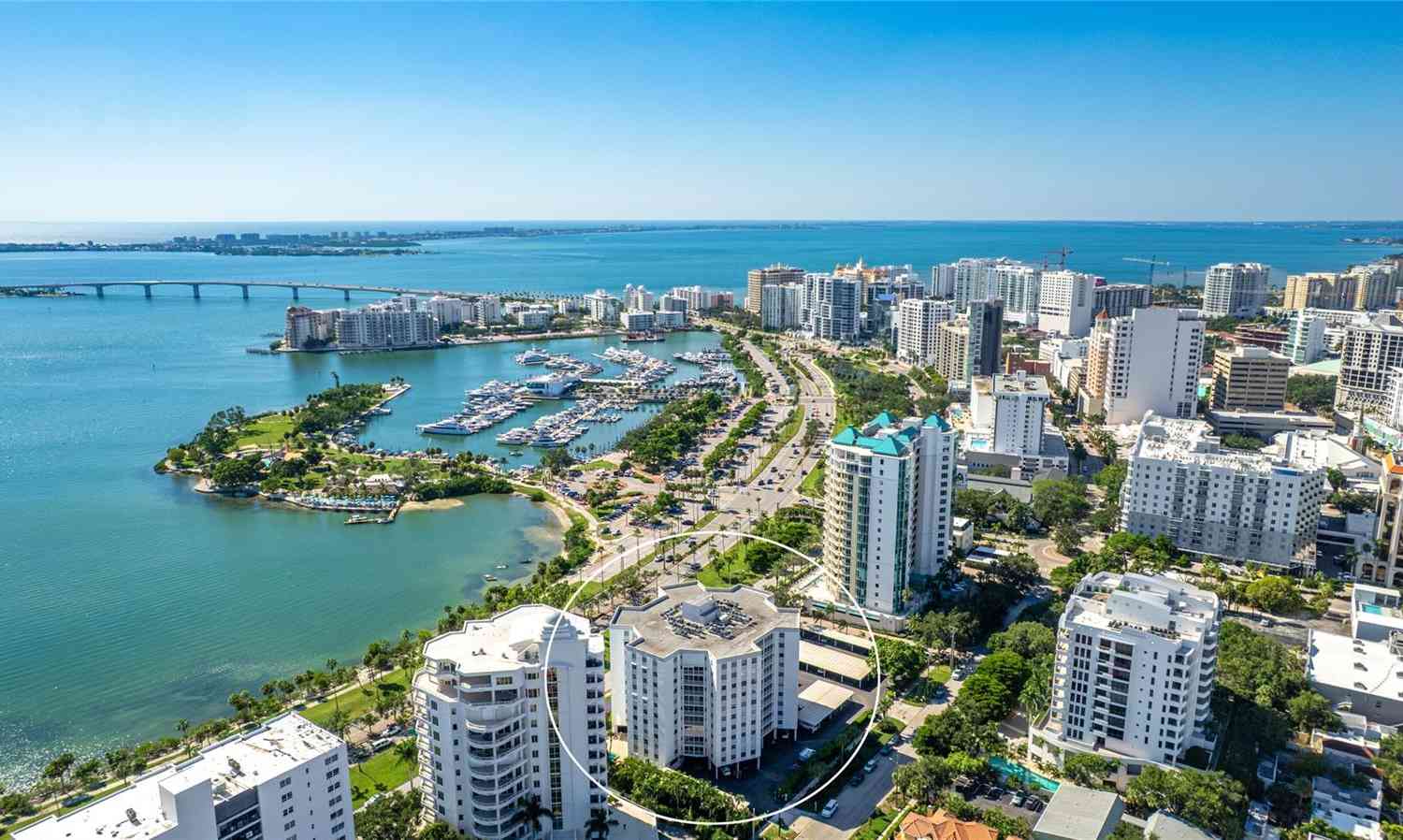 Condo For Sale - 435 S Gulfstream Avenue #1004<br/> SARASOTA, FL 34236