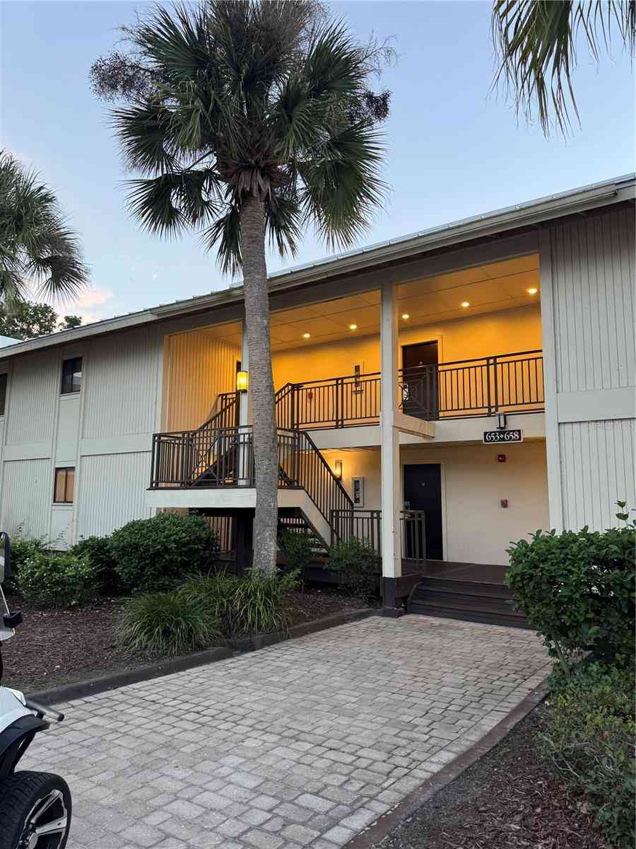 Condo For Sale - 4782 Fox Hunt Drive #D654<br/> Wesley Chapel, FL 33543