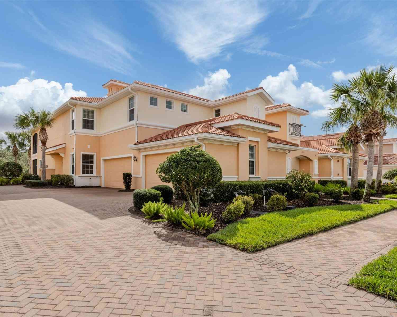 Condo For Sale - 114 Bella Vista Terrace #6B<br/> Venice, FL 34275