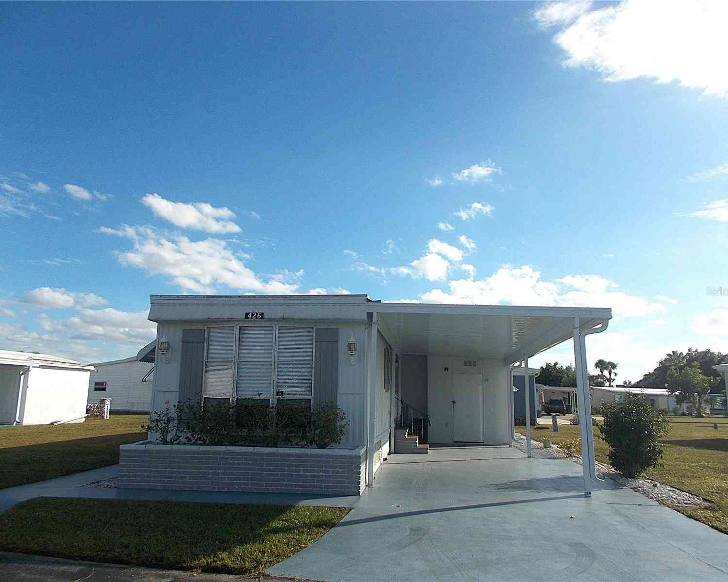 Mobile Home For Sale - 426 Boxwood Drive<br/> VENICE, FL 34285