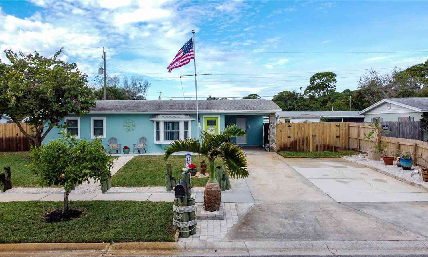 Homes For Sale - 414 Oakridge Avenue<br/> COCOA, FL 32927