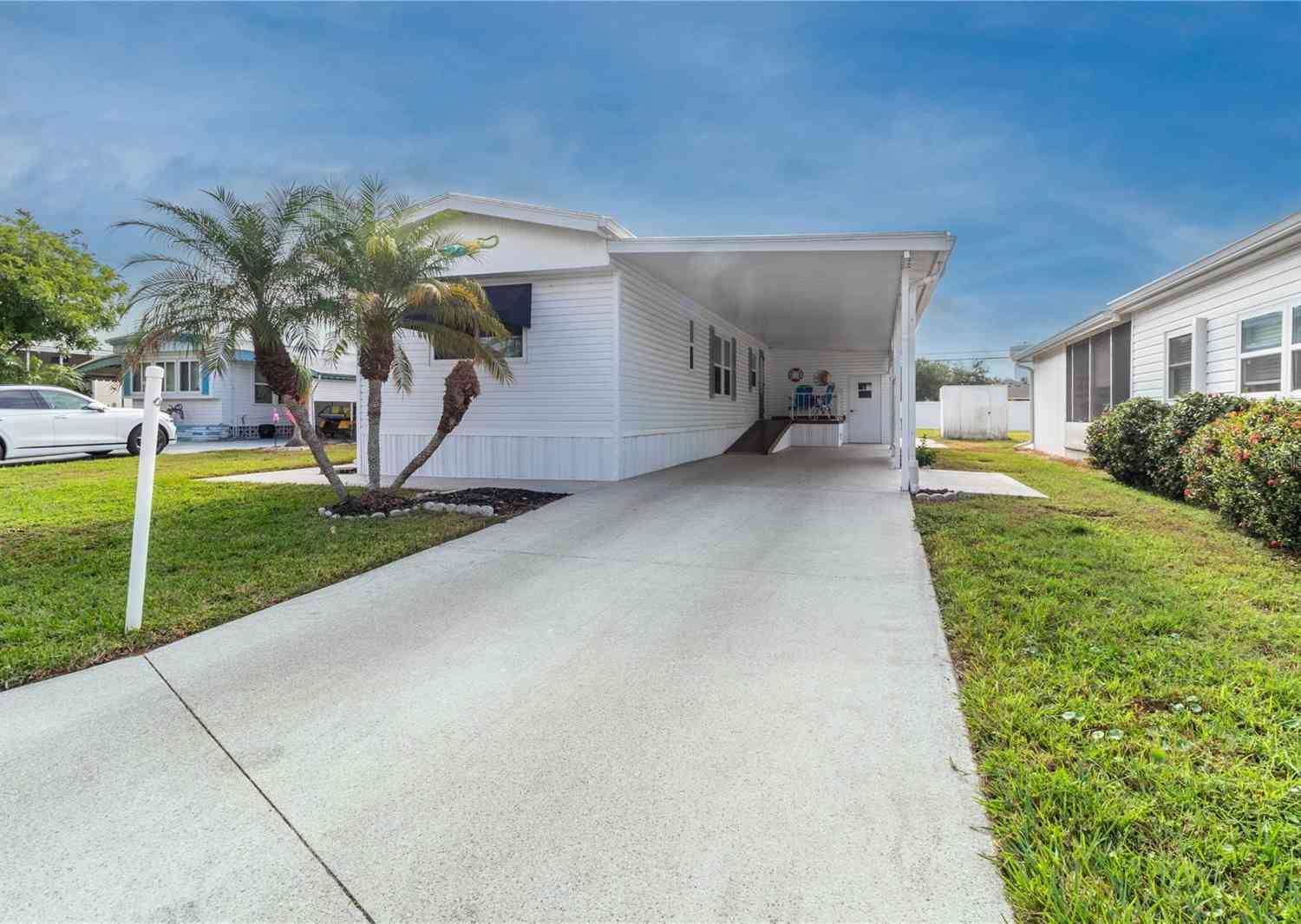 Mobile Home For Sale - 214 Leisure Way<br/> PALMETTO, FL 34221