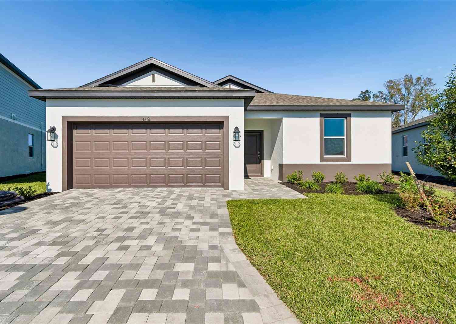 Homes For Sale - 4718 Outhaul Run<br/> PALMETTO, FL 34221