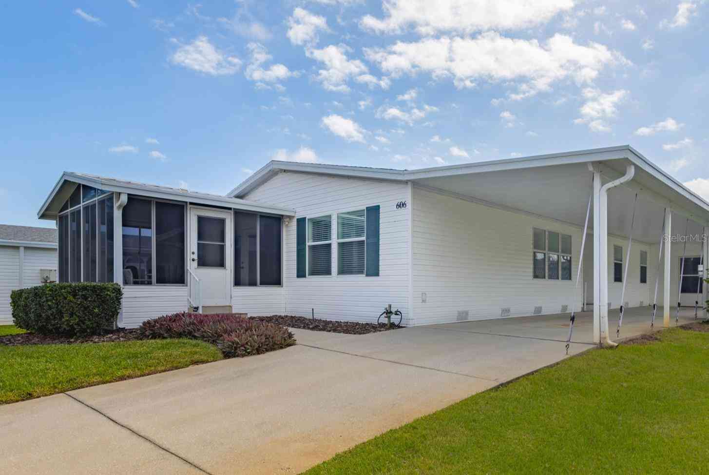 Mobile Home For Sale - 606 Mooring Lane<br/> EDGEWATER, FL 32141