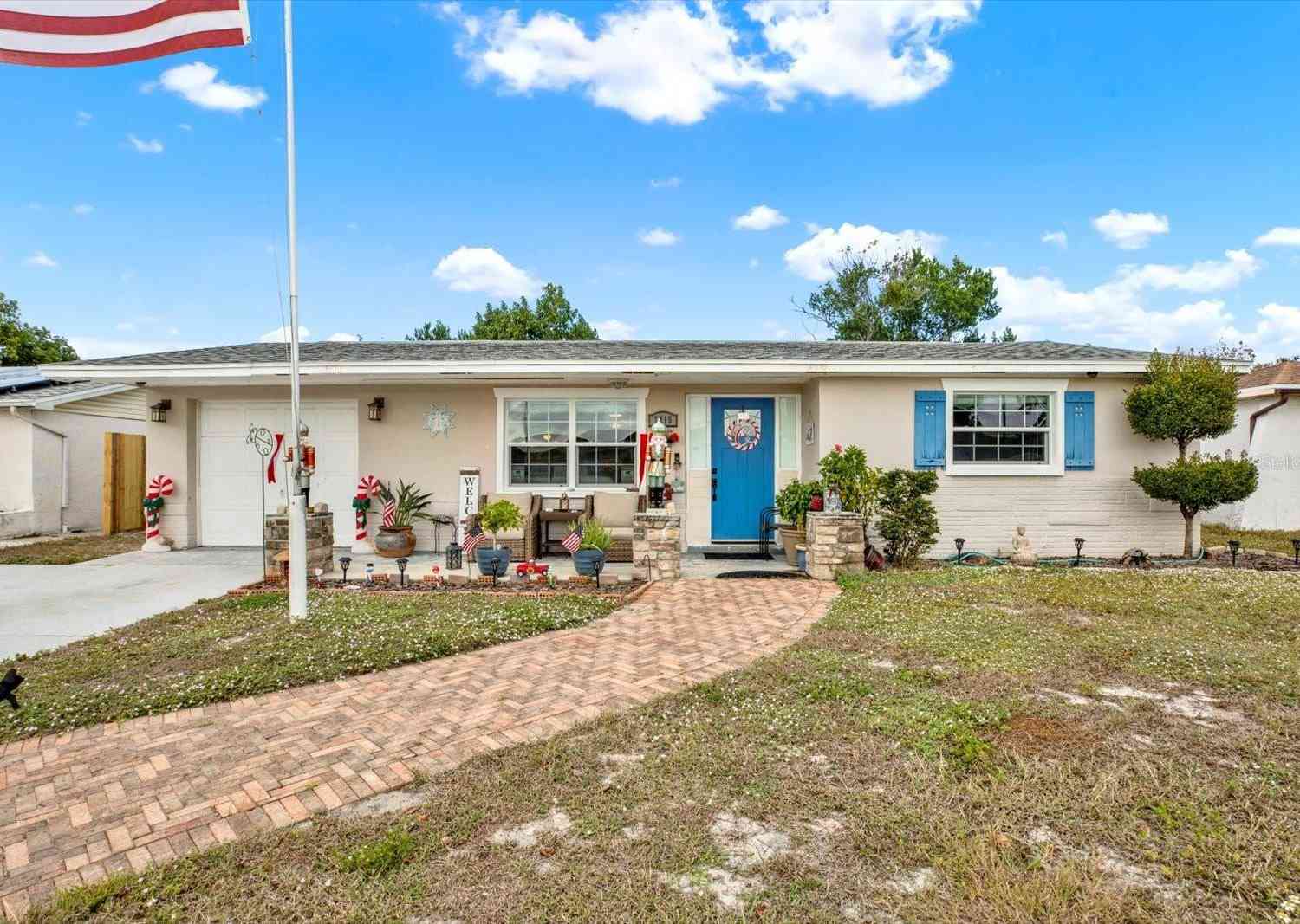 Homes For Sale - 7415 Mayfield Drive<br/> PORT RICHEY, FL 34668