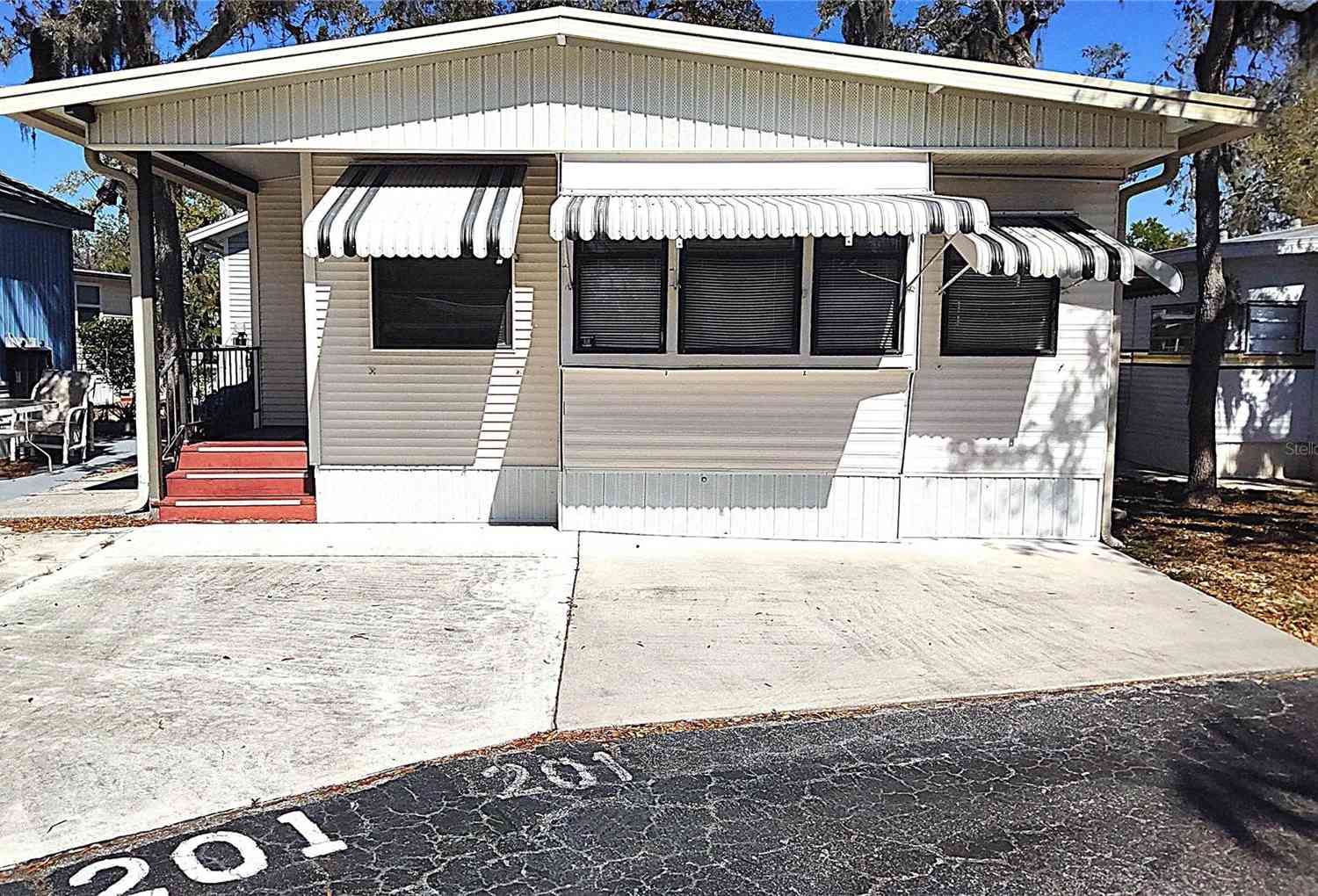 Mobile Home For Sale - 3300 26th Avenue #201<br/> Manatee County, BRADENTON, FL 34208