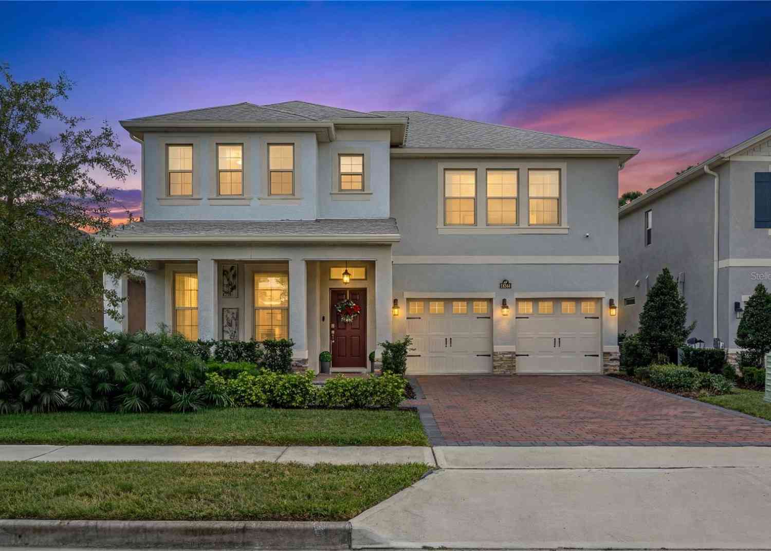 Homes For Sale - 18344 Oliver Twist Way<br/> WINTER GARDEN, FL 34787