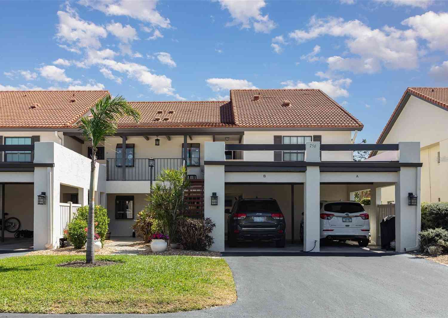 Condo For Sale - 756 Avenida Estancia #B<br/> VENICE, FL 34292
