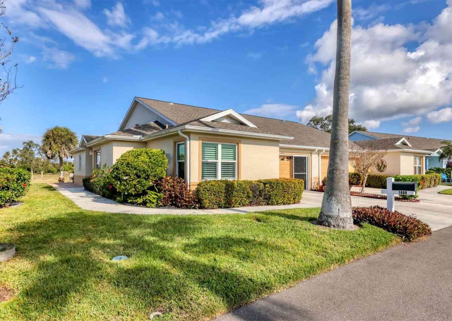 Condo For Sale - 1608 Terra Ceia Bay Circle<br/> PALMETTO, FL 34221