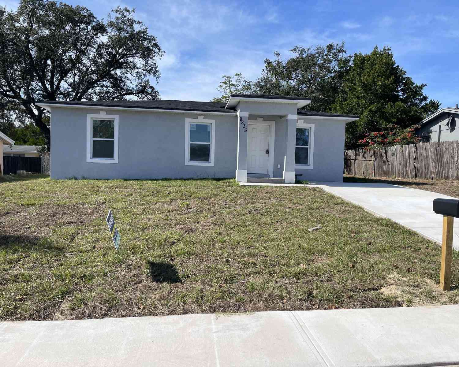 Homes For Sale - 9835 Gray Fox Lane<br/> PORT RICHEY, FL 34668