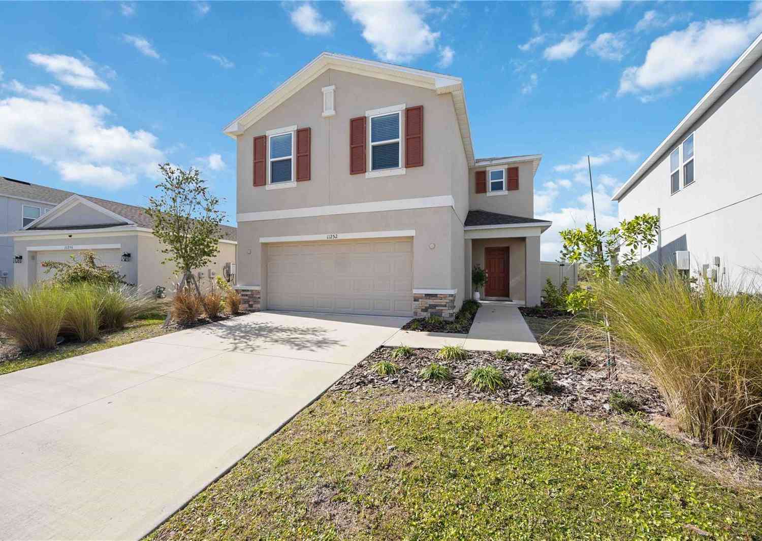 Homes For Sale - 11252 Fieldstone Drive<br/> PALMETTO, FL 34221