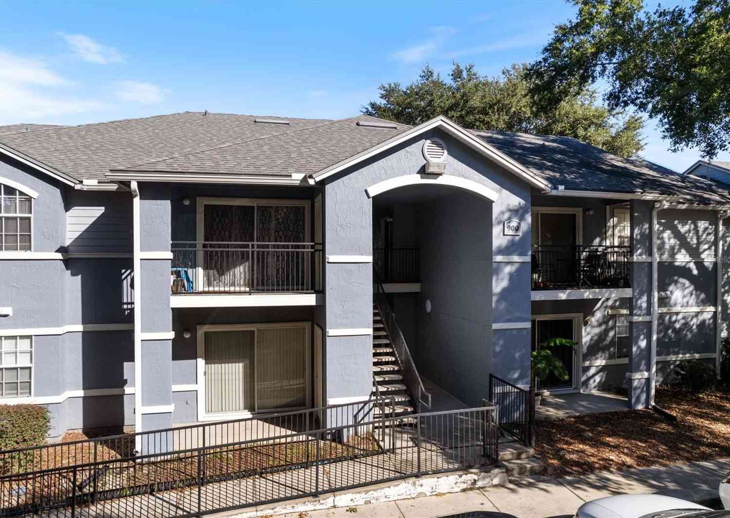 Condo For Sale - 3705 SW 27th Street #913<br/> GAINESVILLE, FL 32608