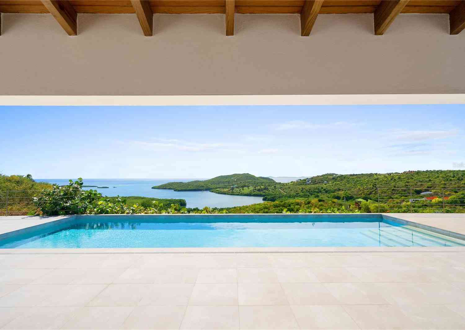 Condo For Sale - 11 Barrio Frailes<br/> CULEBRA, PR 00775