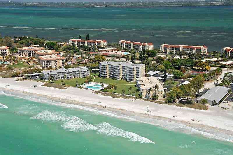 Condo For Sale - 4835 Gulf Of Mexico Drive #106<br/> LONGBOAT KEY, FL 34228