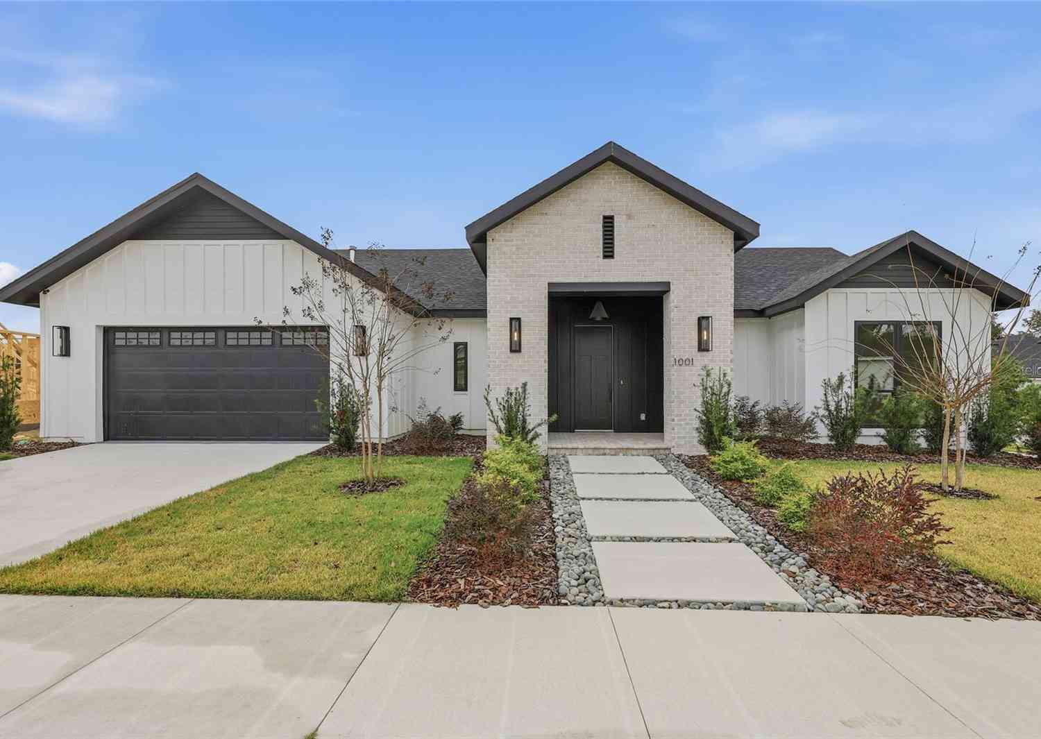 Condo For Sale - 1001 SW 120th Drive<br/> GAINESVILLE, FL 32607