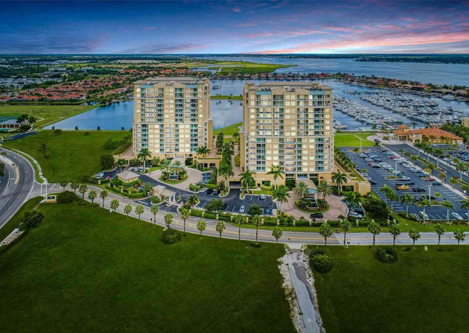 Condo For Sale - 140 Riviera Dunes Way #605<br/> PALMETTO, FL 34221