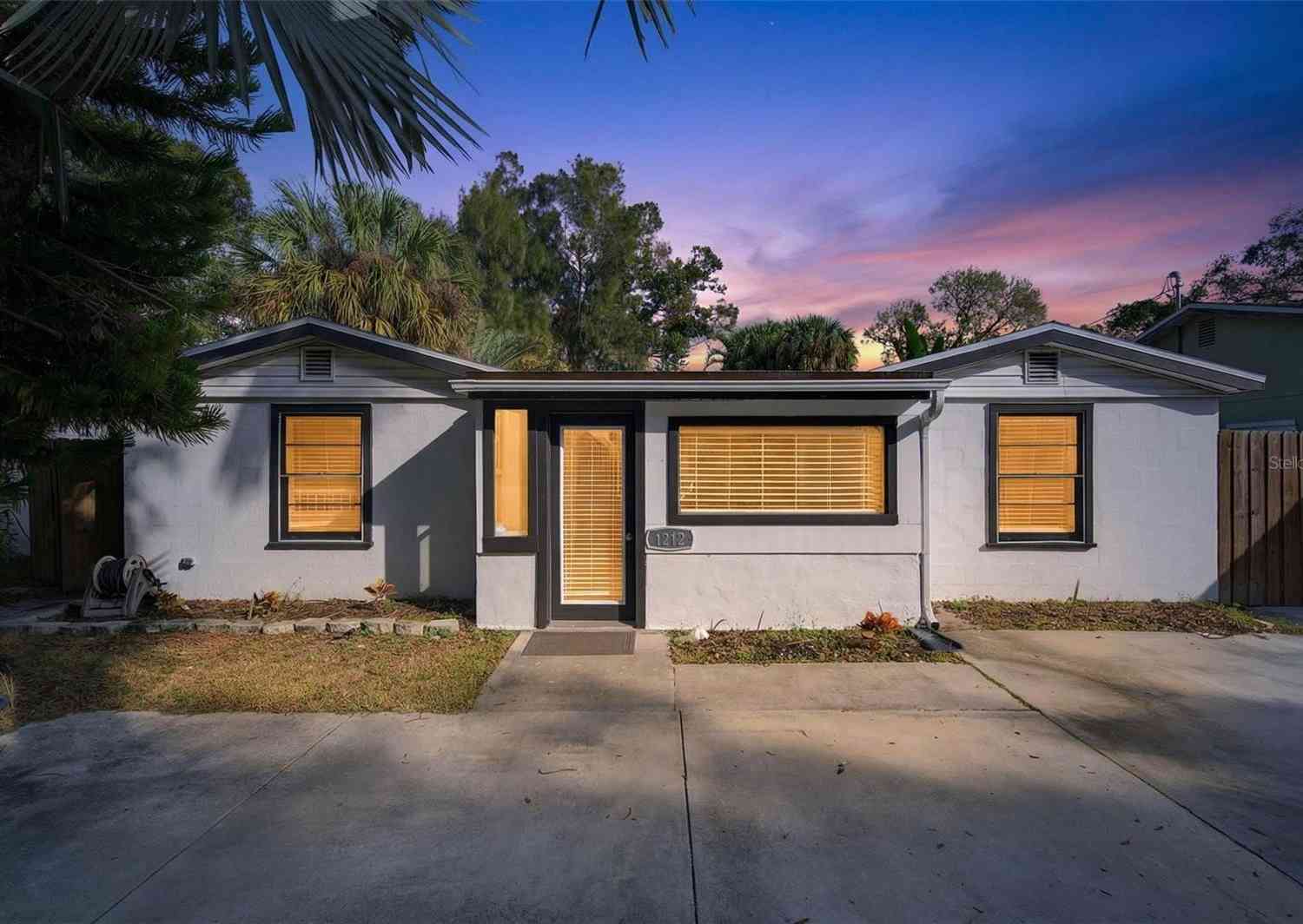 Condo For Sale - 1212 59th Street<br/> Pinellas County, GULFPORT, FL 33707