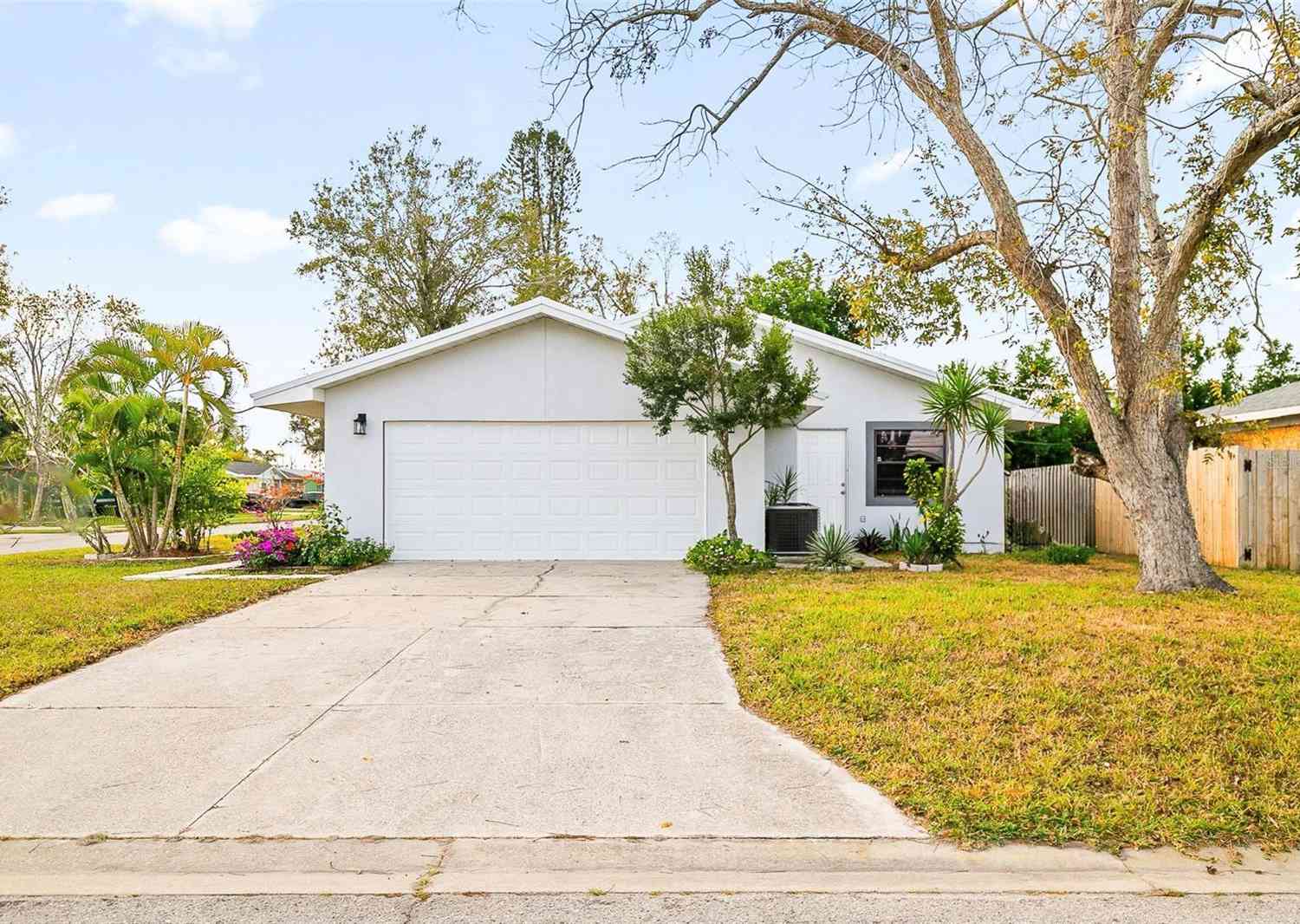Condo For Sale - 2601 13th Street<br/> PALMETTO, FL 34221
