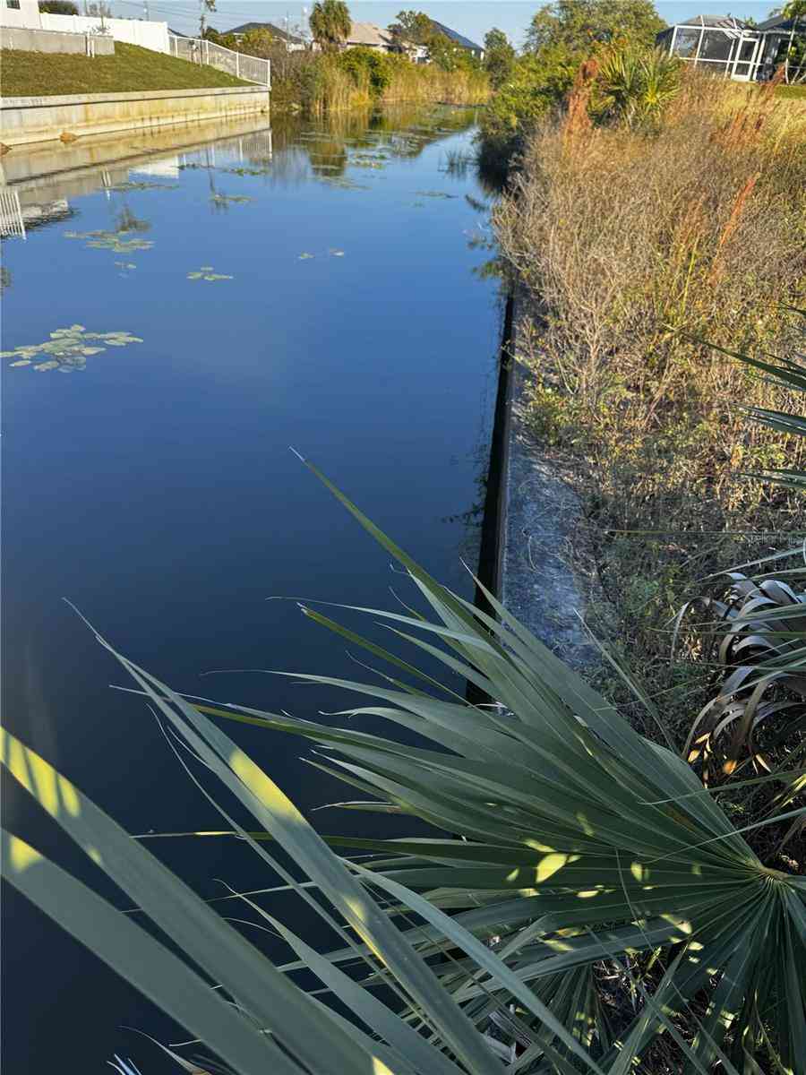 Vacant Land For Sale - 1715 NE 13th Terrace<br/> CAPE CORAL, FL 33909