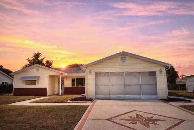 Condo For Sale - 17576 SE 96th Court<br/> SUMMERFIELD, FL 34491