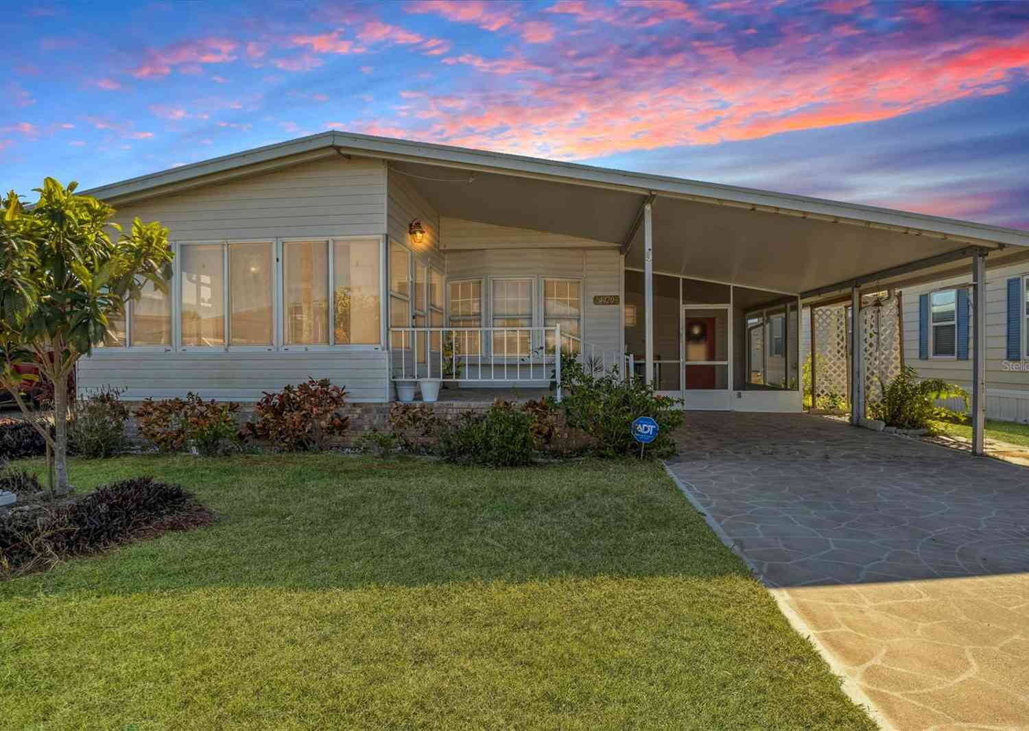 Condo For Sale - 4420 Limewood Street<br/> WINTER HAVEN, FL 33880