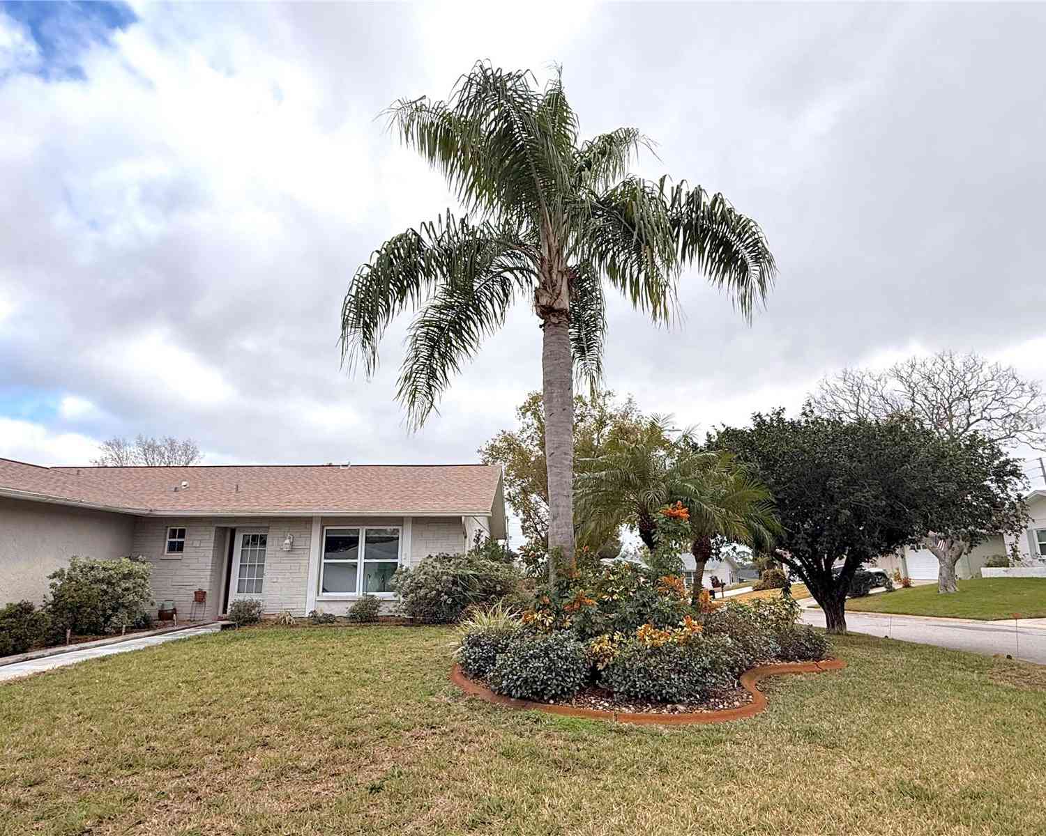 Homes For Sale - 8014 Casuarina Drive<br/> PORT RICHEY, FL 34668