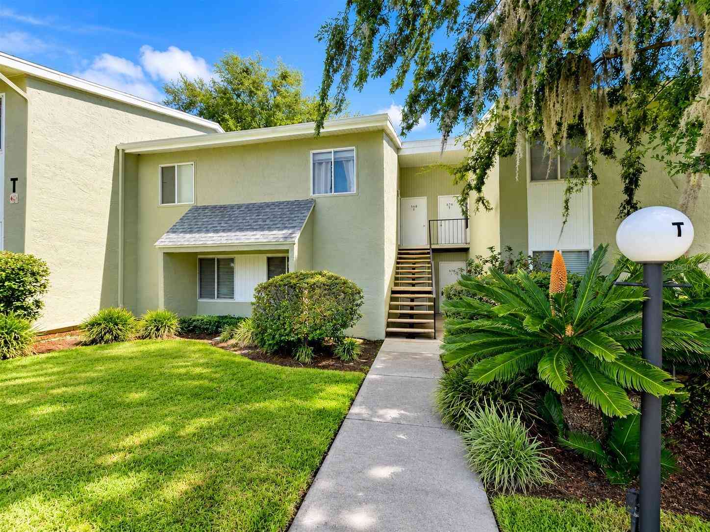 Condo For Sale - 568 Bahia Circle #B<br/> Marion County, OCALA, FL 34472