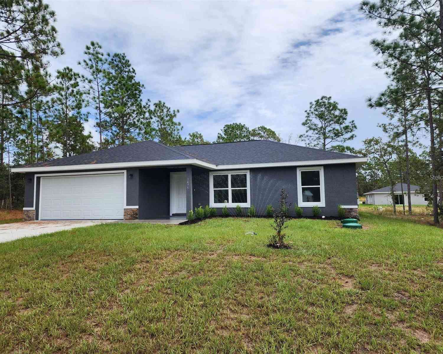 Homes For Sale - 10277 SE 158th Place<br/> SUMMERFIELD, FL 34491
