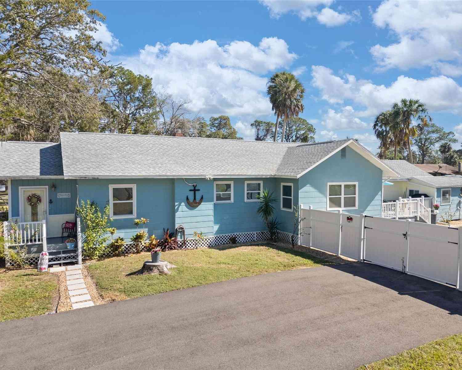 Homes For Sale - 5150 Limestone Drive<br/> PORT RICHEY, FL 34668