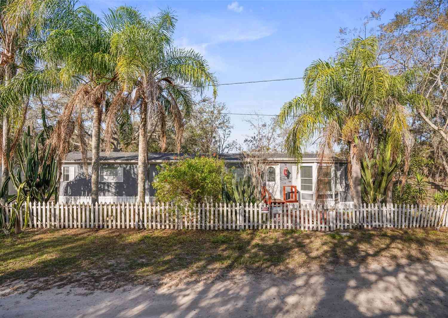 Mobile Home For Sale - 10205 Burton Street<br/> Pasco County, New Port Richey, FL 34654