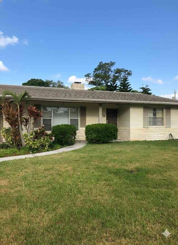 Homes For Sale - 1306 Golfview Drive<br/> DAYTONA BEACH, FL 32114