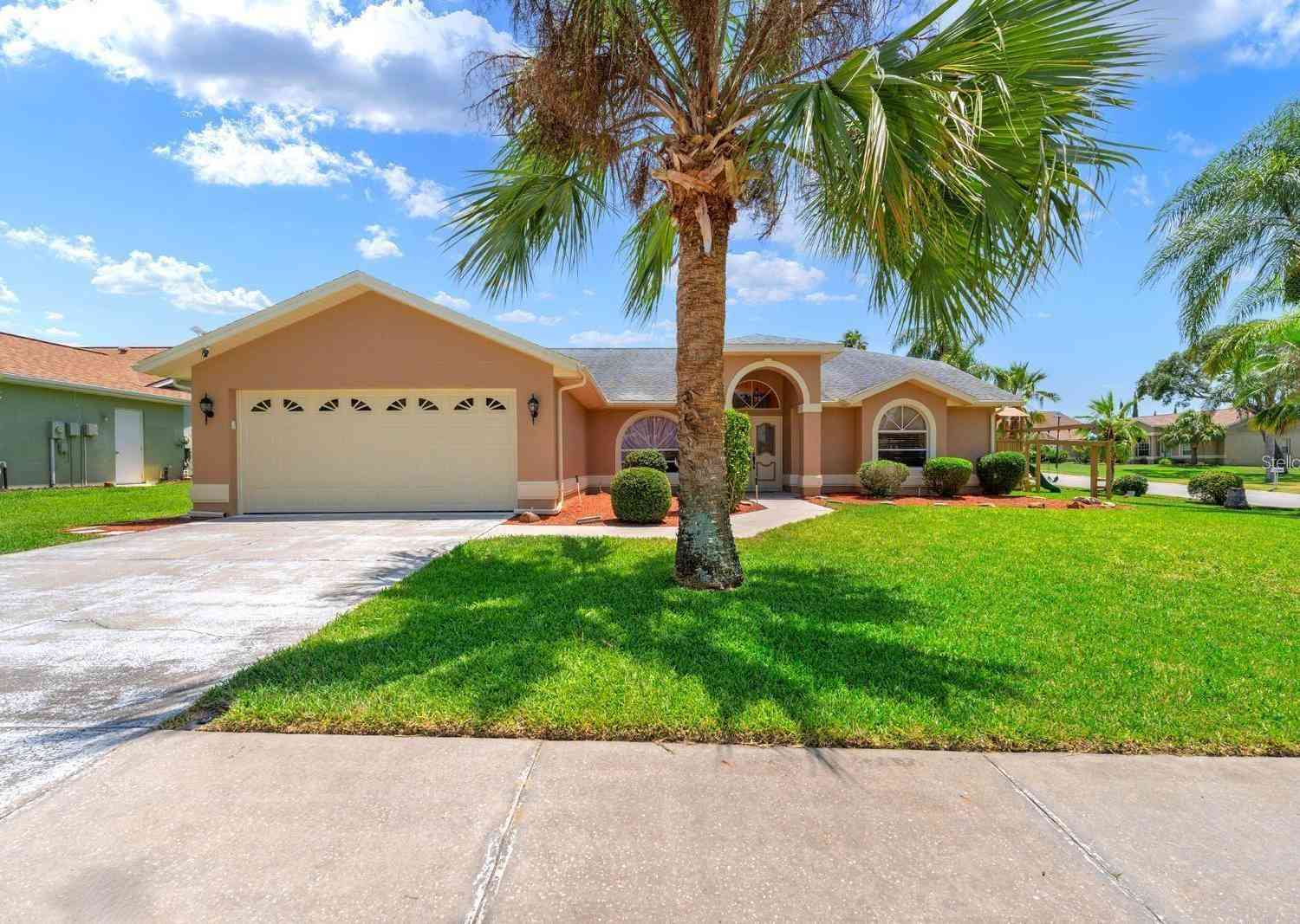 Homes For Sale - 10228 Yellow Pine Way<br/> HUDSON, FL 34667