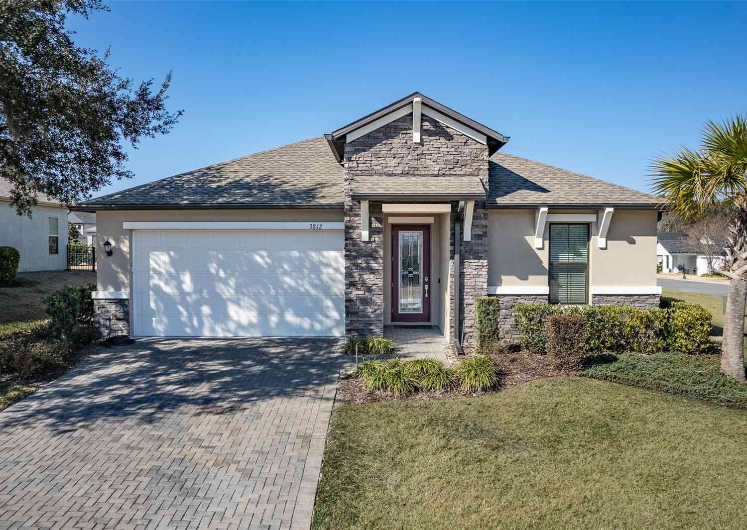 Homes For Sale - 3812 SE 5th Avenue<br/> OCALA, FL 34480
