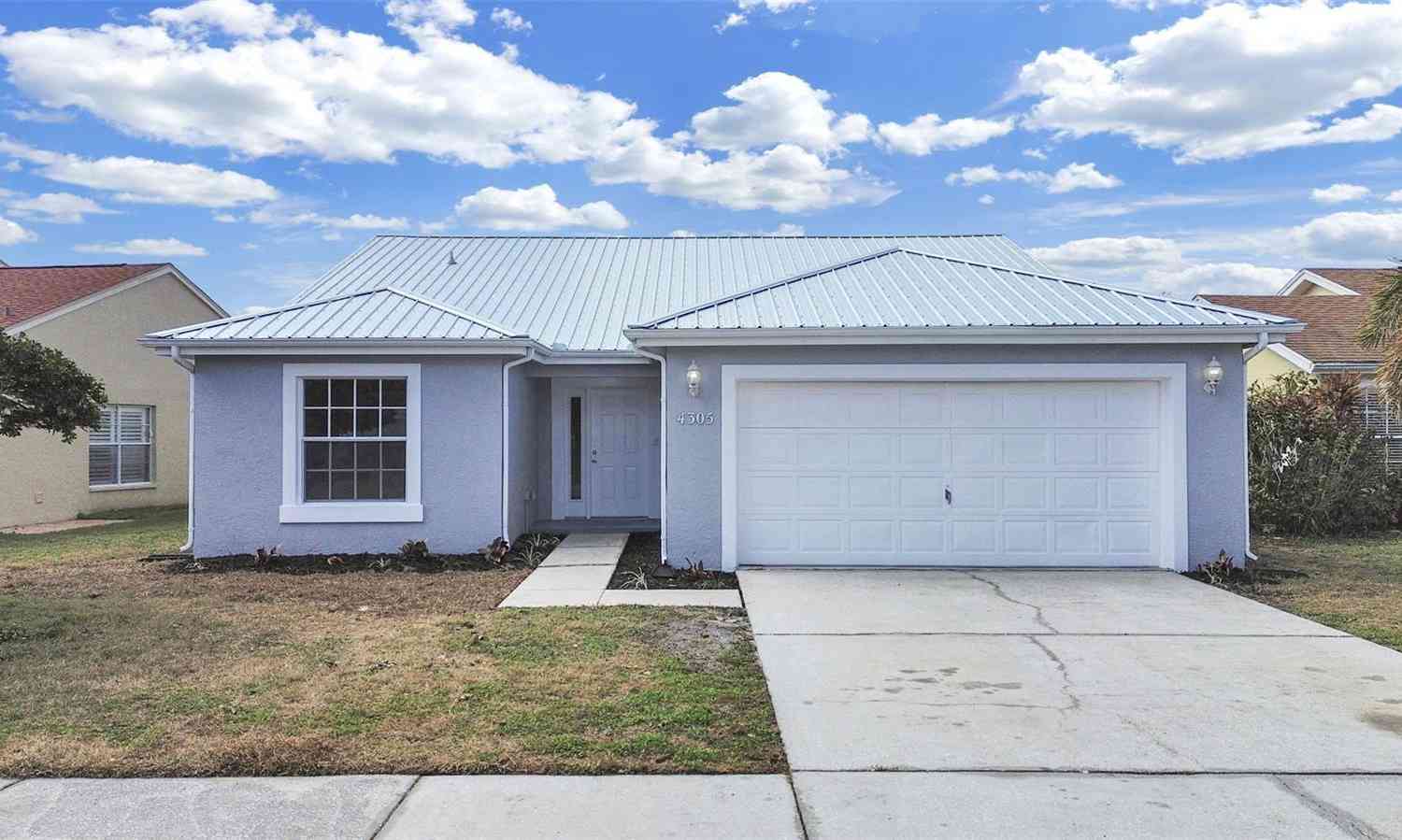 Homes For Sale - 4305 Northampton Drive<br/> Pasco County, New Port Richey, FL 34653