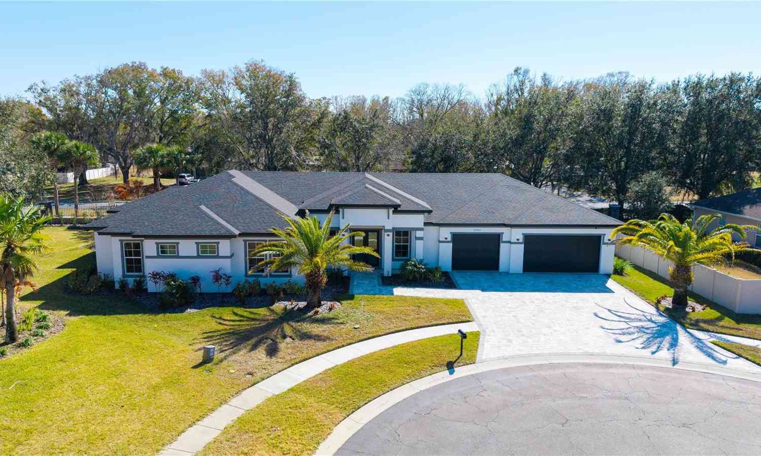 Homes For Sale - 21206 Ski Way<br/> Pasco County, Land O Lakes, FL 34638