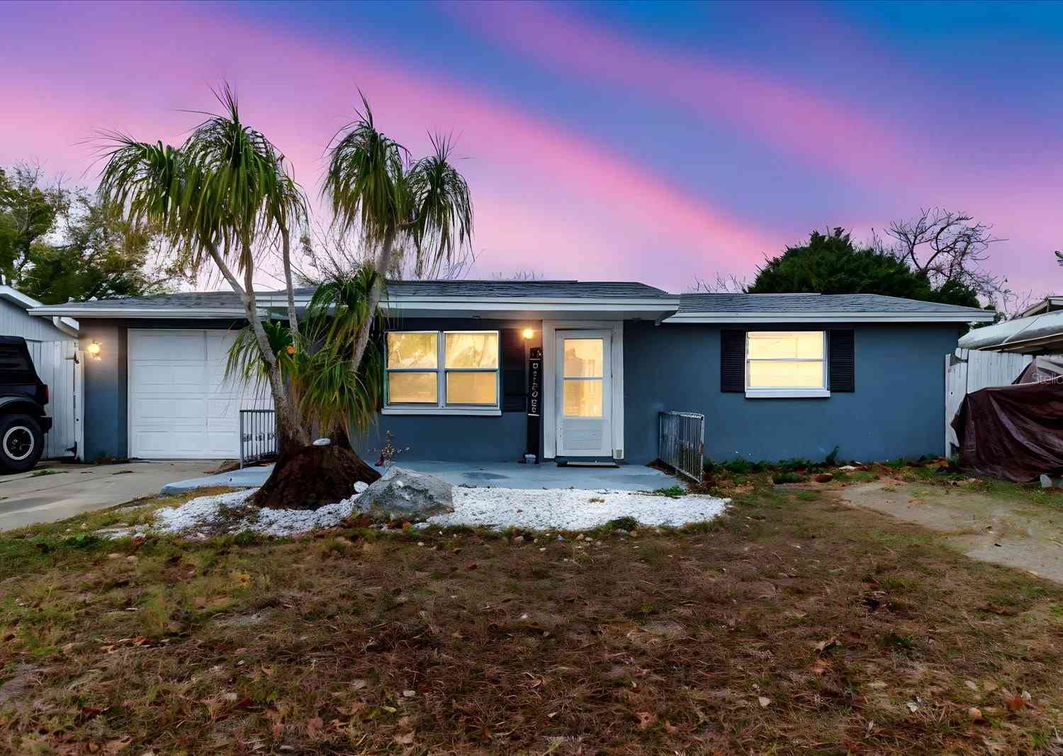 Homes For Sale - 9731 Rainbow Lane<br/> PORT RICHEY, FL 34668