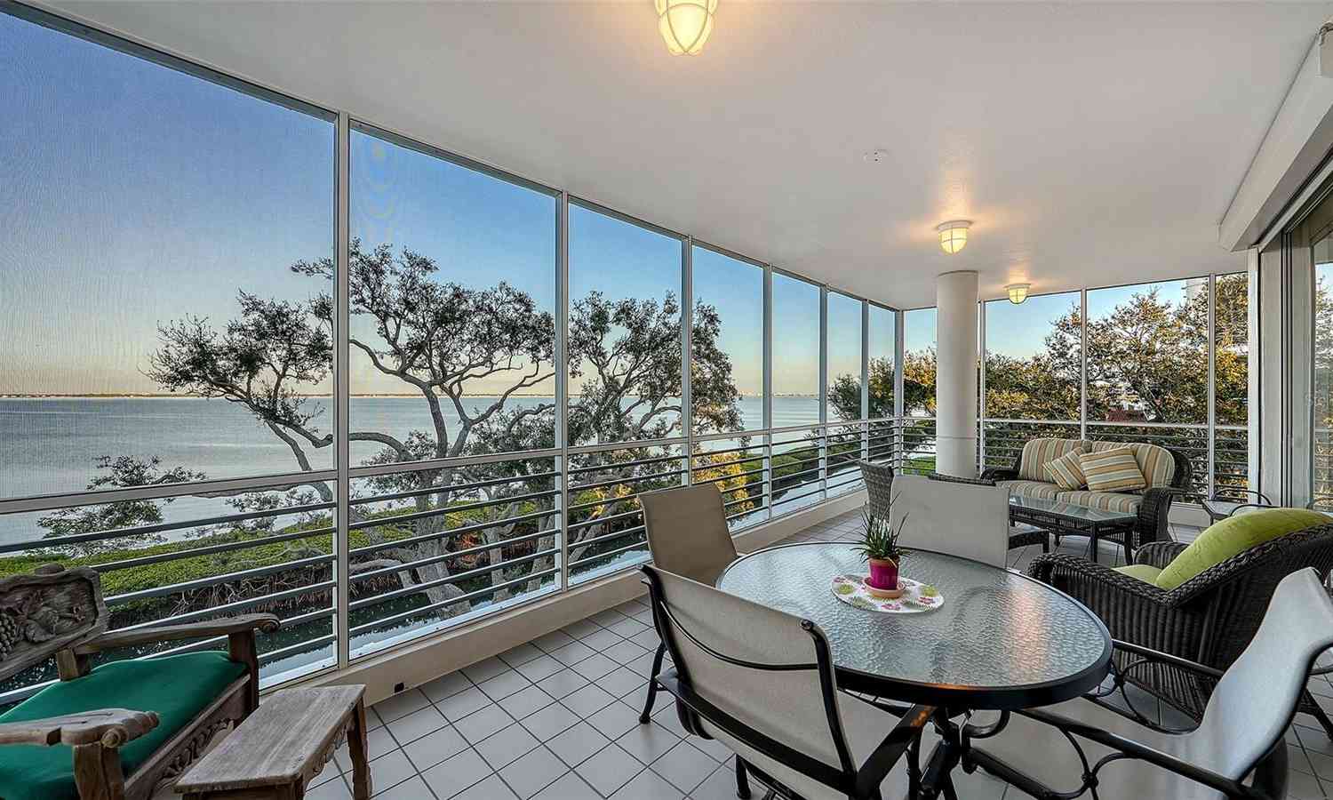Condo For Sale - 2450 Harbourside Drive #234<br/> LONGBOAT KEY, FL 34228