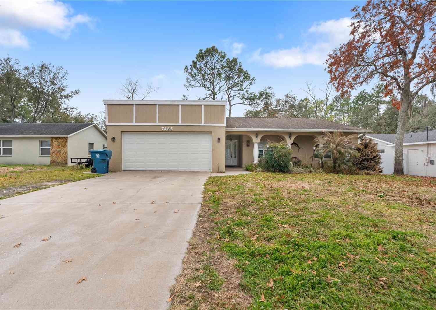 Homes For Sale - 7466 Apache Trail<br/> SPRING HILL, FL 34606