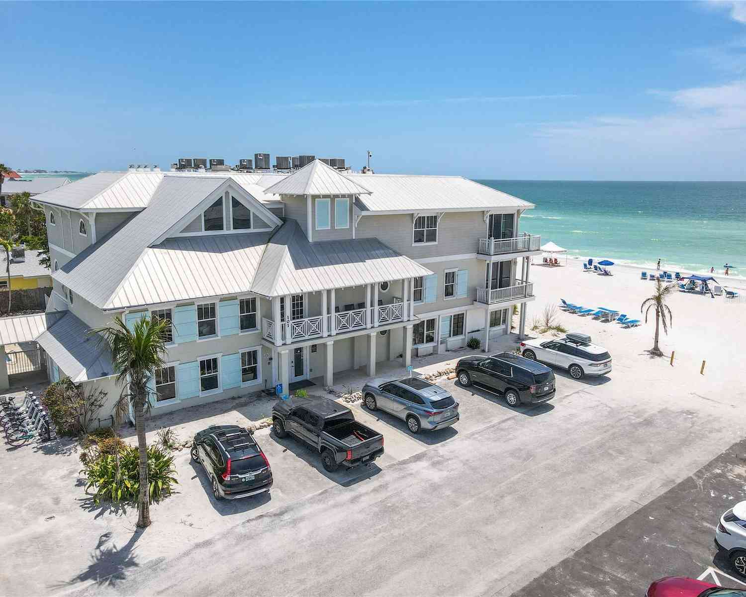 Homes For Sale - 101 66th Street #6<br/> HOLMES BEACH, FL 34217