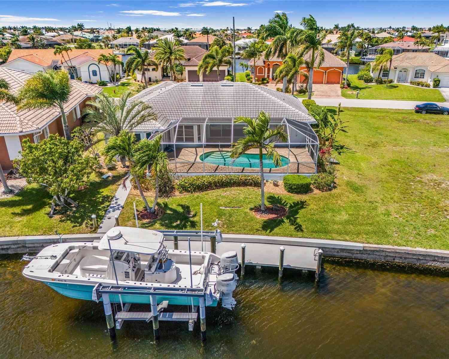 Homes For Sale - 1359 Pine Siskin Dr<br/> PUNTA GORDA, FL 33950