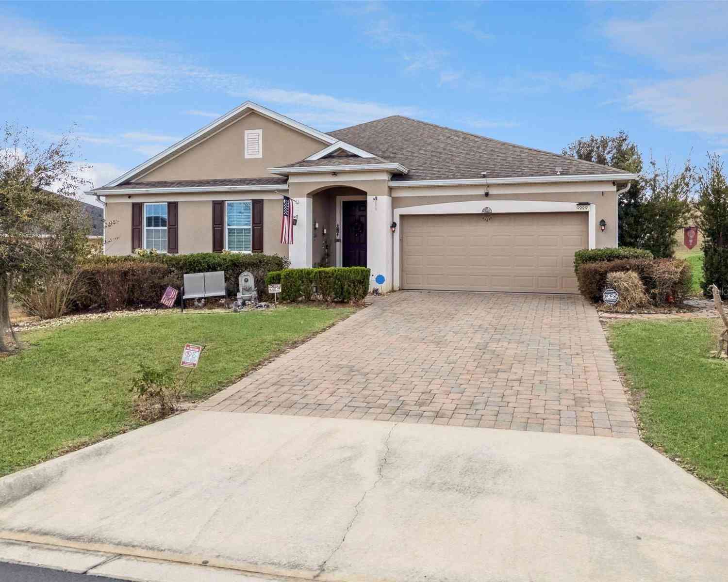 Homes For Sale - 9889 Lenox Street<br/> CLERMONT, FL 34711
