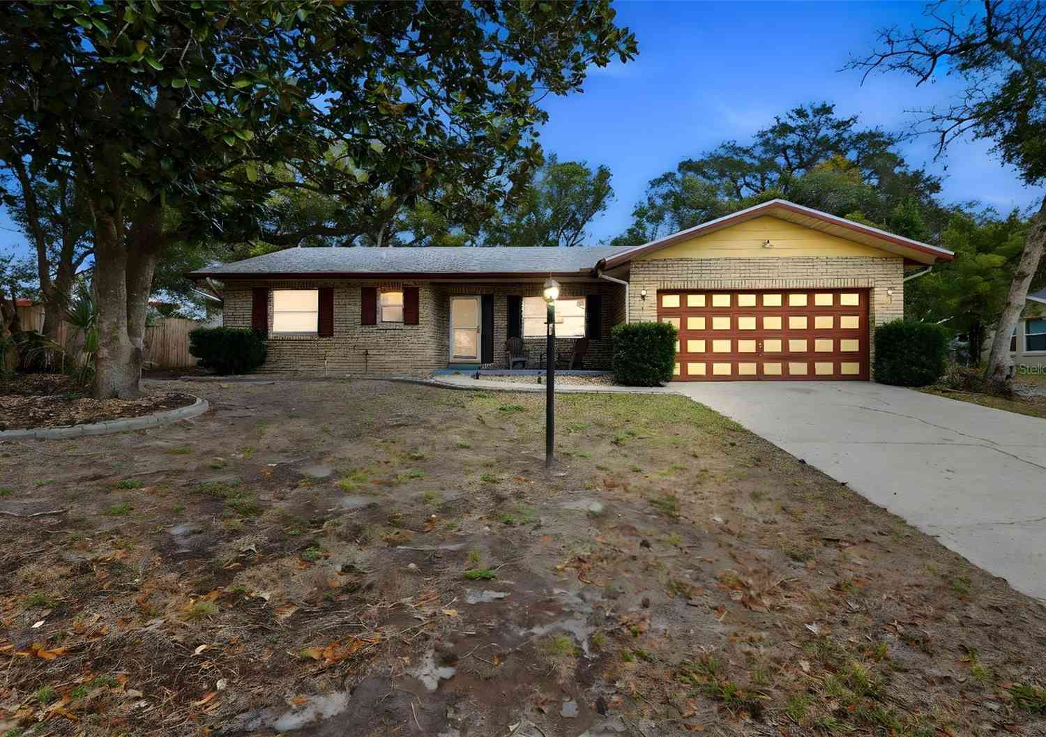 Homes For Sale - 244 Angeles Road<br/> DEBARY, FL 32713
