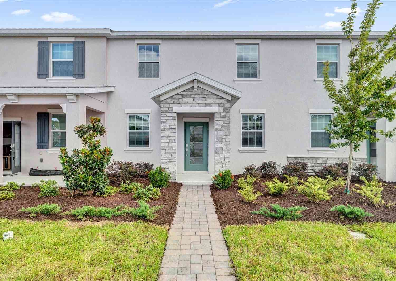 Townhouse For Sale - 11209 Listening Drive<br/> ORLANDO, FL 32832