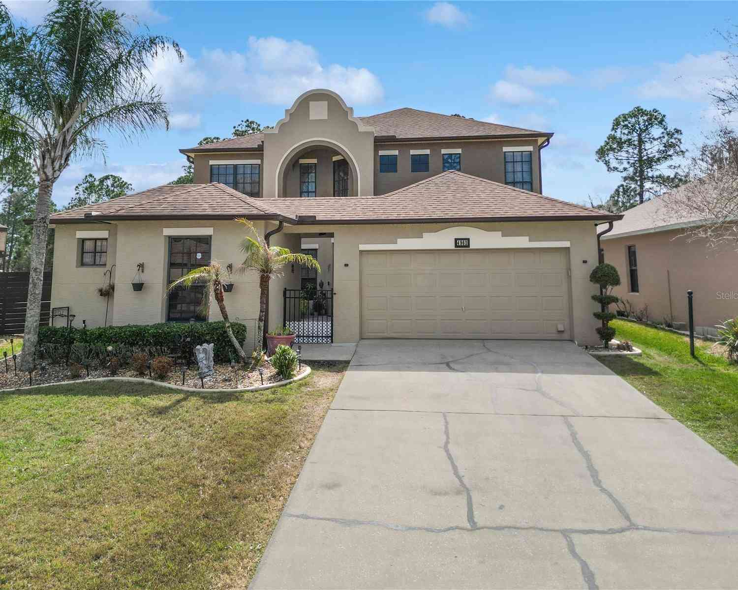Homes For Sale - 4962 Sweet Cedar Circle<br/> ORLANDO, FL 32829