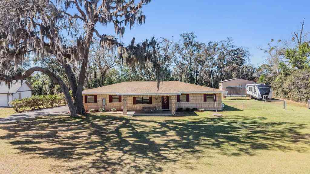 Homes For Sale - 3835 Florida Ranch Boulevard<br/> ZEPHYRHILLS, FL 33541