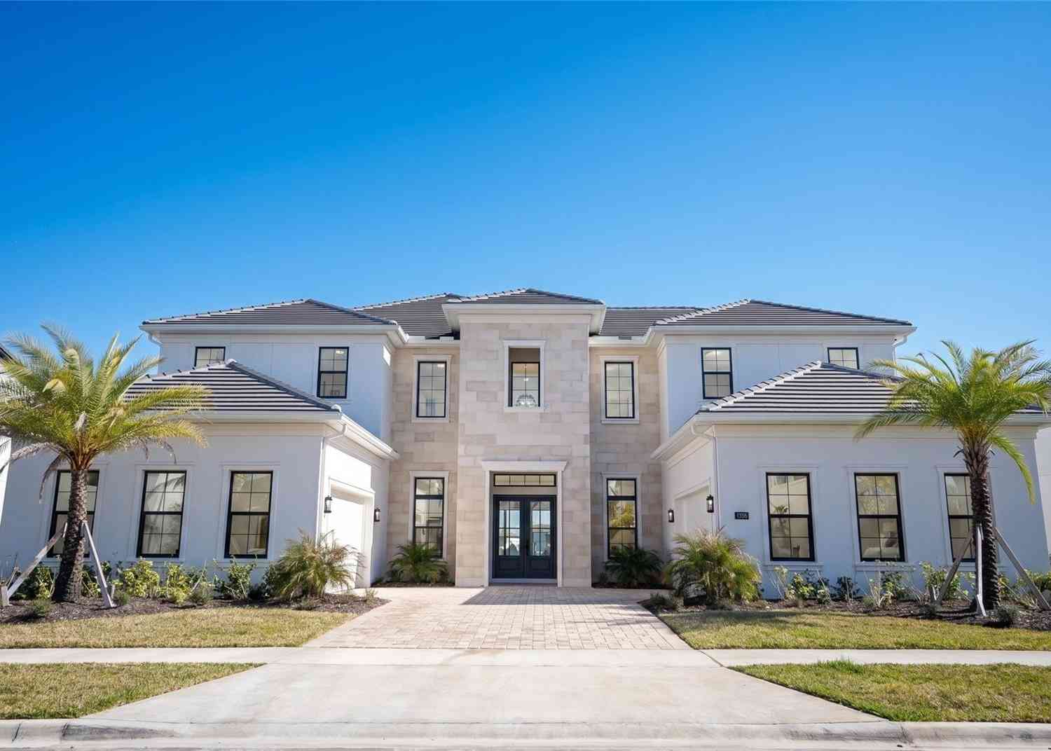 Homes For Sale - 9760 Laurel Berry Drive<br/> ORLANDO, FL 32827