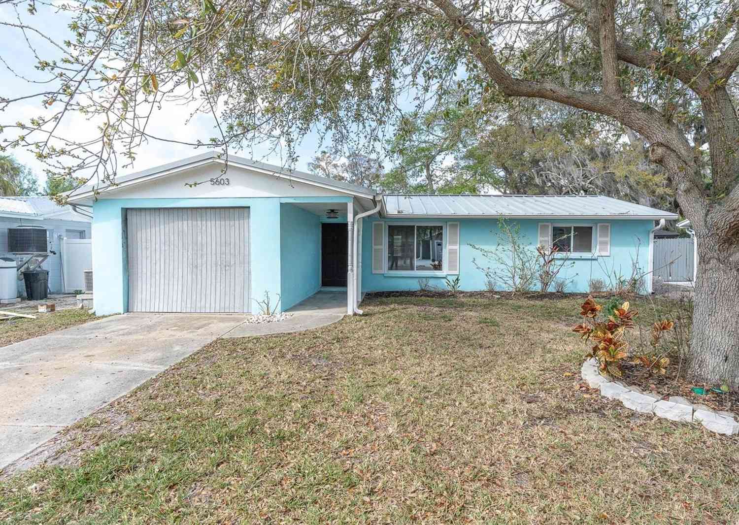 Homes For Sale - 5603 Quist Drive<br/> PORT RICHEY, FL 34668