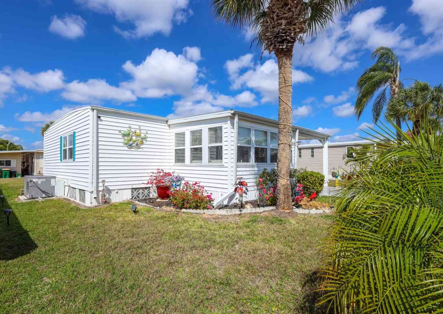 Mobile Home For Sale - 2100 Kings Highway #406<br/> PORT CHARLOTTE, FL 33980